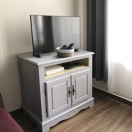 Апартаменты Charmant Studio A Germain En Laye 27 M² Proche Rer A Сен-Жермен-ан-Ле